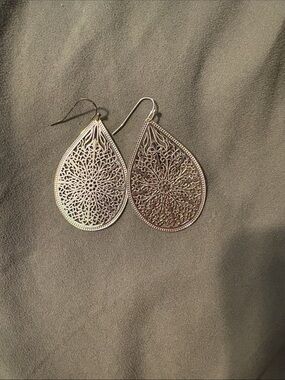 Filigree Teardrop Dangle Earrings - Gold